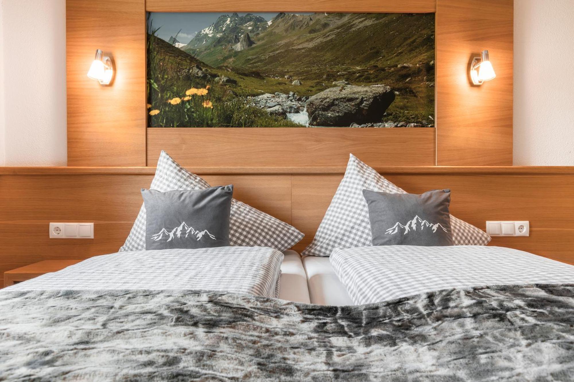 Ferienwohnungen Schneider Ischgl Exterior foto