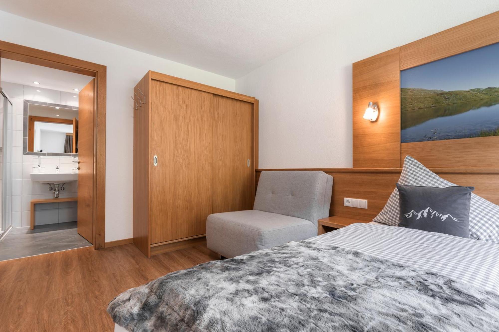Ferienwohnungen Schneider Ischgl Exterior foto